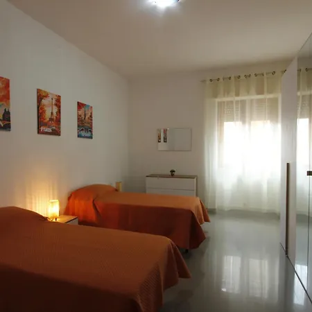 Lägenhet Miniga House